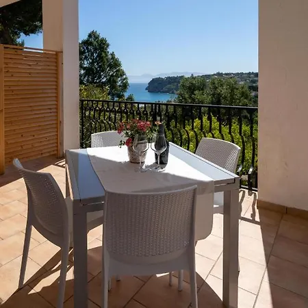 Holiday home Casa Vacanze Baia Di Guidaloca *