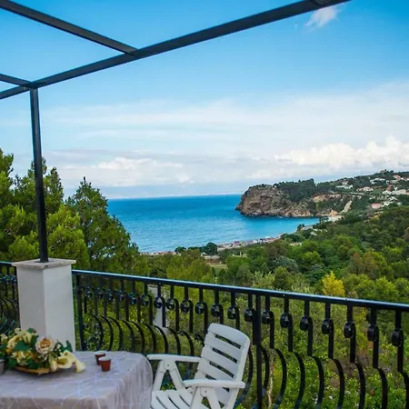 بيت للعطل Casa Vacanze Baia Di Guidaloca