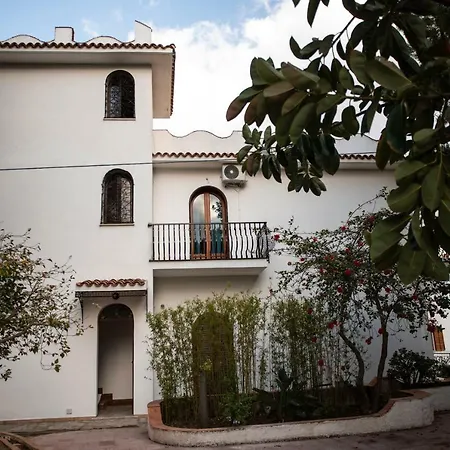 Casa Vacanze Baia Di Guidaloca Holiday home