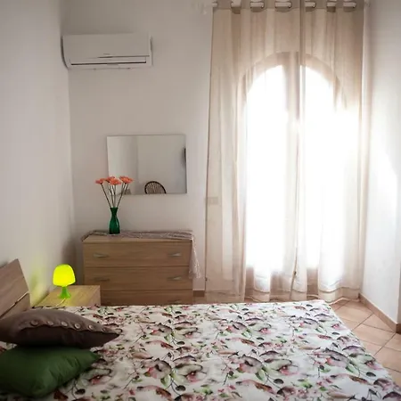 Casa Vacanze Baia Di Guidaloca Holiday home *
