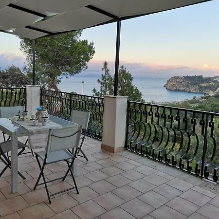 بيت للعطل Casa Vacanze Baia Di Guidaloca *